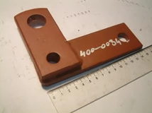 HENGER KIKÖTŐ JOBB 985550